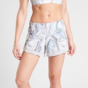 Athleta Marble Mesh Racer 4 Running Shorts Size Large